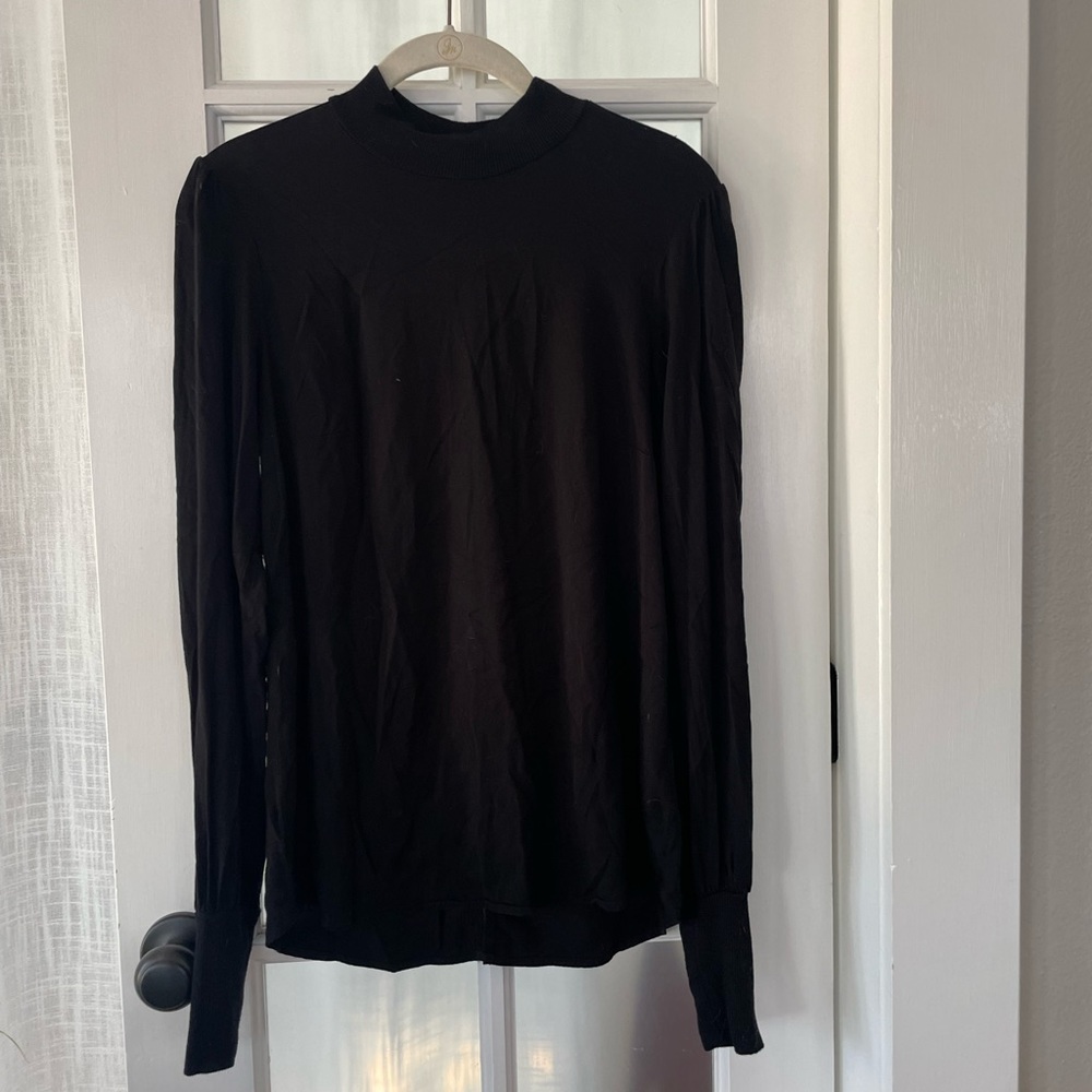 Michael stars Lightly puffed sleeves frame Michael stars